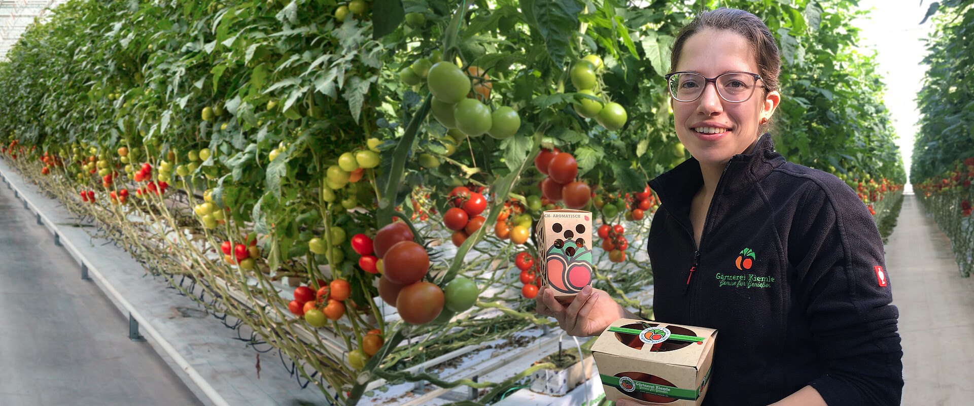 Andrea Krauss mit Gemüseverpackung