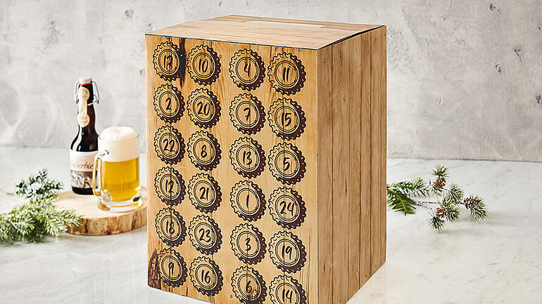 Adventskalender mit Bierkasten gefüllt von Karl Knauer