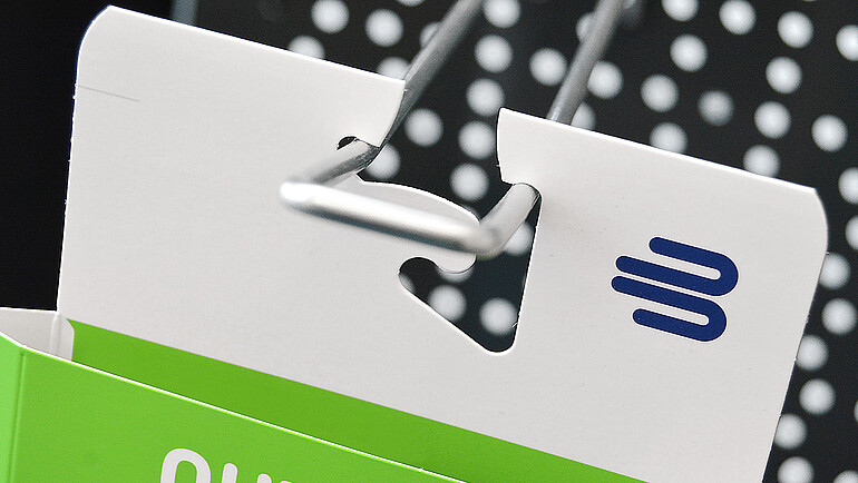 Close-Up Aufhängung